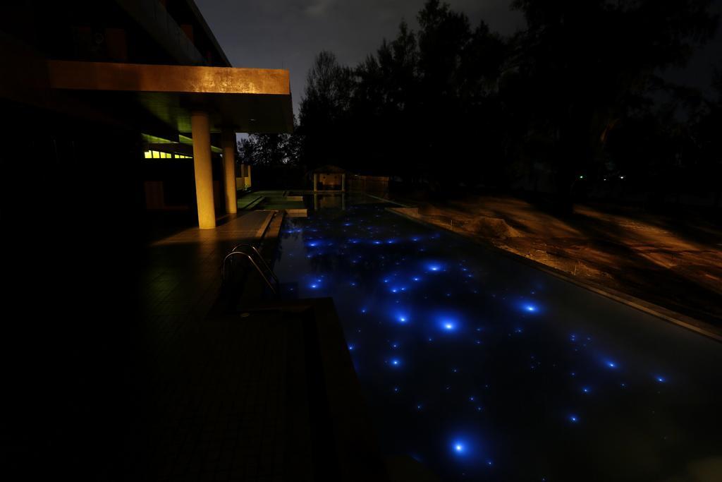 Coriacea Beachfront Boutique Phuket Resort - Sha Plus Mai Khao Eksteriør bilde
