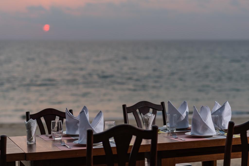 Coriacea Beachfront Boutique Phuket Resort - Sha Plus Mai Khao Eksteriør bilde