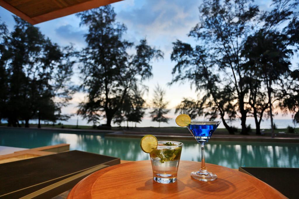 Coriacea Beachfront Boutique Phuket Resort - Sha Plus Mai Khao Eksteriør bilde