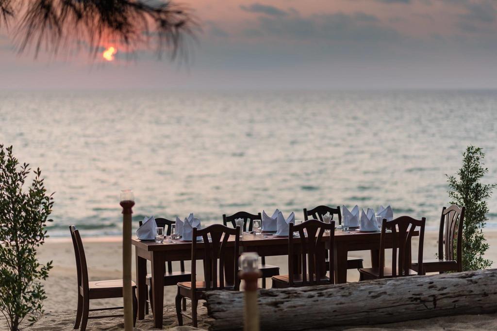 Coriacea Beachfront Boutique Phuket Resort - Sha Plus Mai Khao Eksteriør bilde