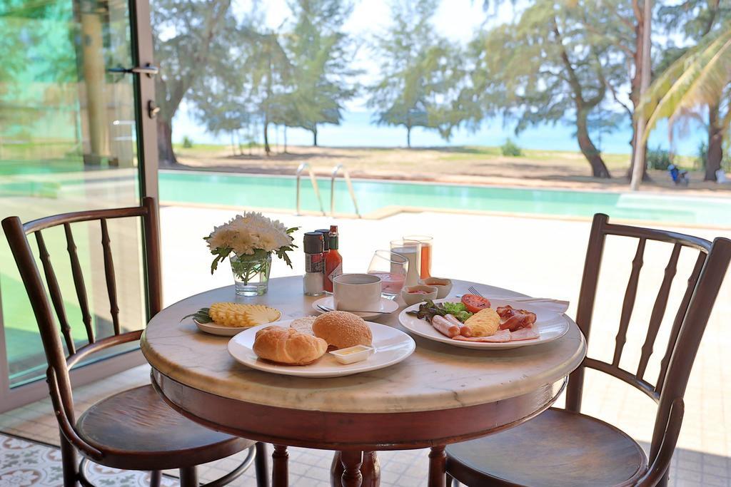 Coriacea Beachfront Boutique Phuket Resort - Sha Plus Mai Khao Eksteriør bilde