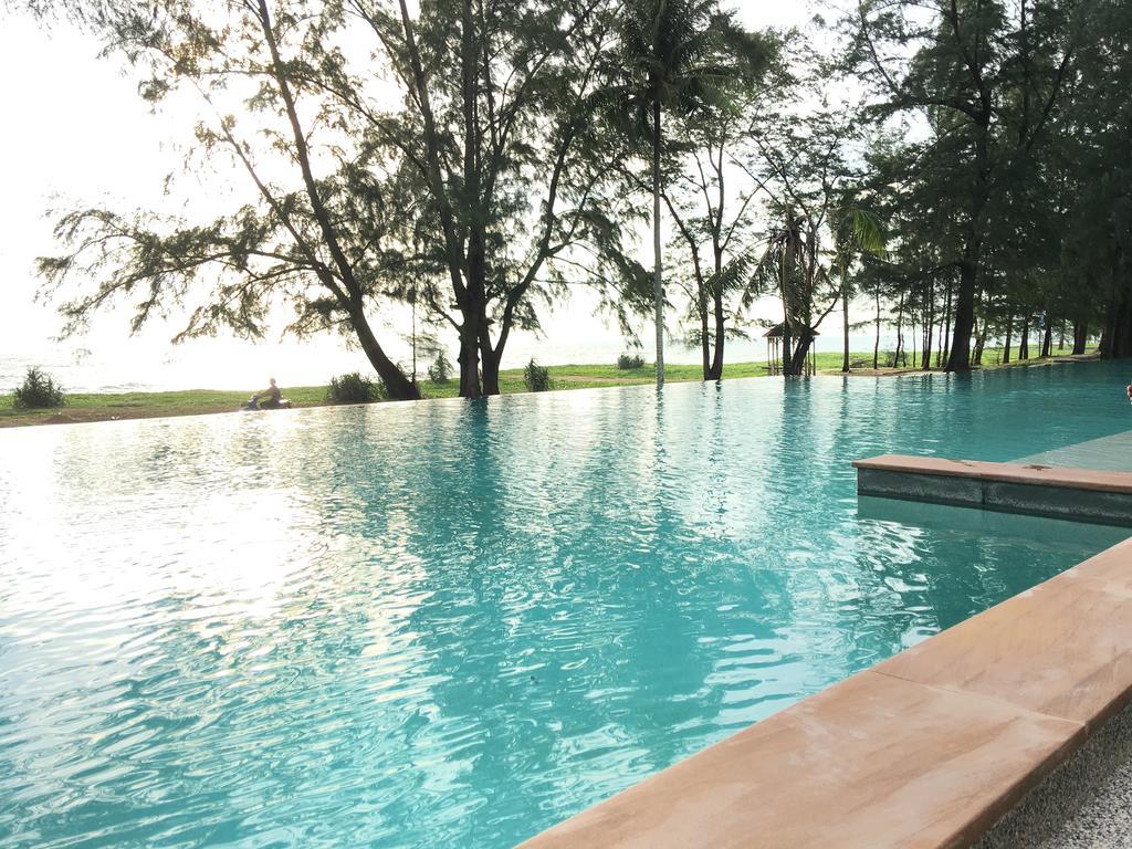 Coriacea Beachfront Boutique Phuket Resort - Sha Plus Mai Khao Eksteriør bilde