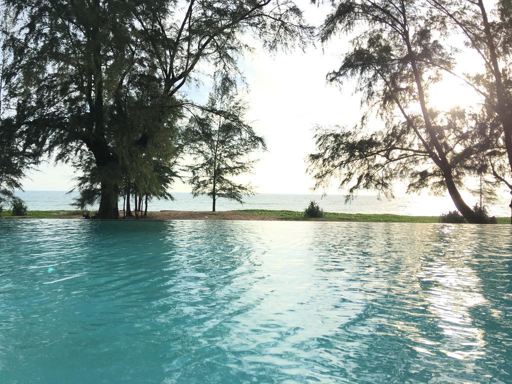 Coriacea Beachfront Boutique Phuket Resort - Sha Plus Mai Khao Eksteriør bilde