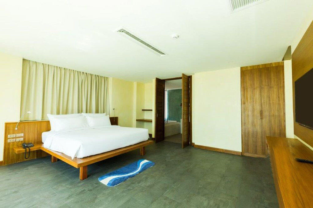 Coriacea Beachfront Boutique Phuket Resort - Sha Plus Mai Khao Eksteriør bilde