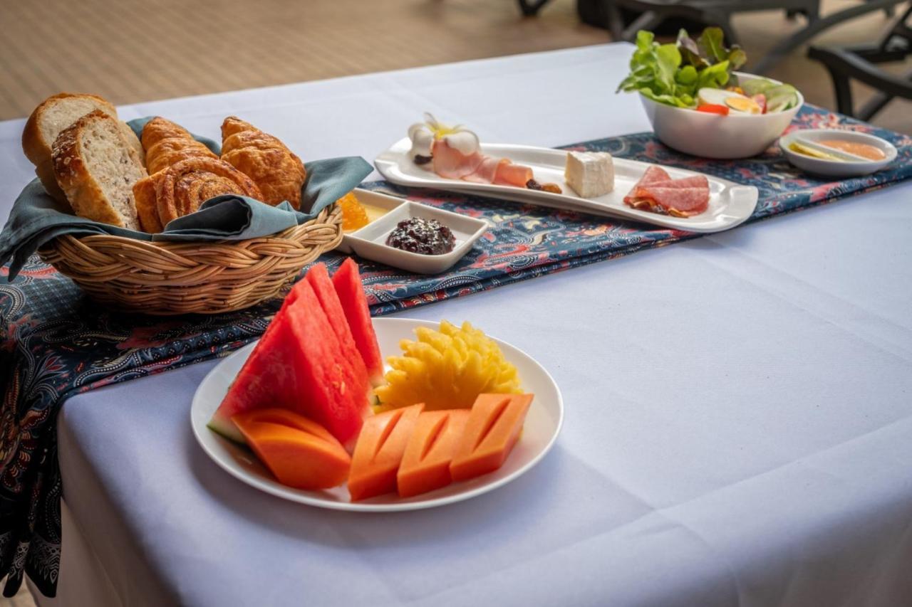Coriacea Beachfront Boutique Phuket Resort - Sha Plus Mai Khao Eksteriør bilde