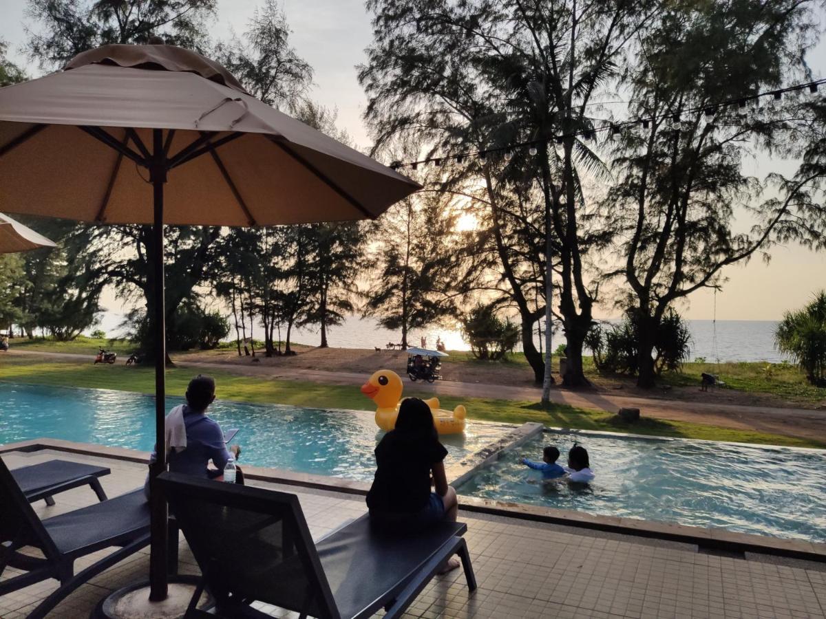 Coriacea Beachfront Boutique Phuket Resort - Sha Plus Mai Khao Eksteriør bilde
